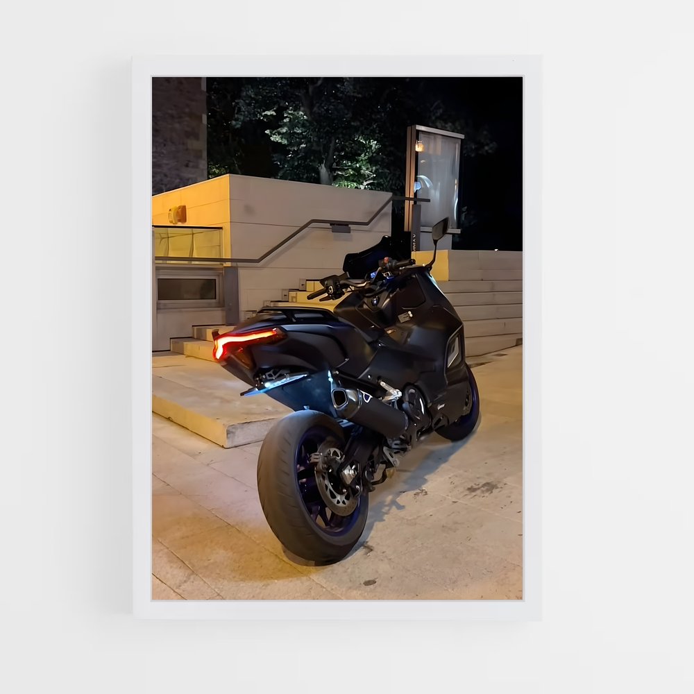 Poster Tmax Éclatant 560 – affiche Yamaha (vue 3)